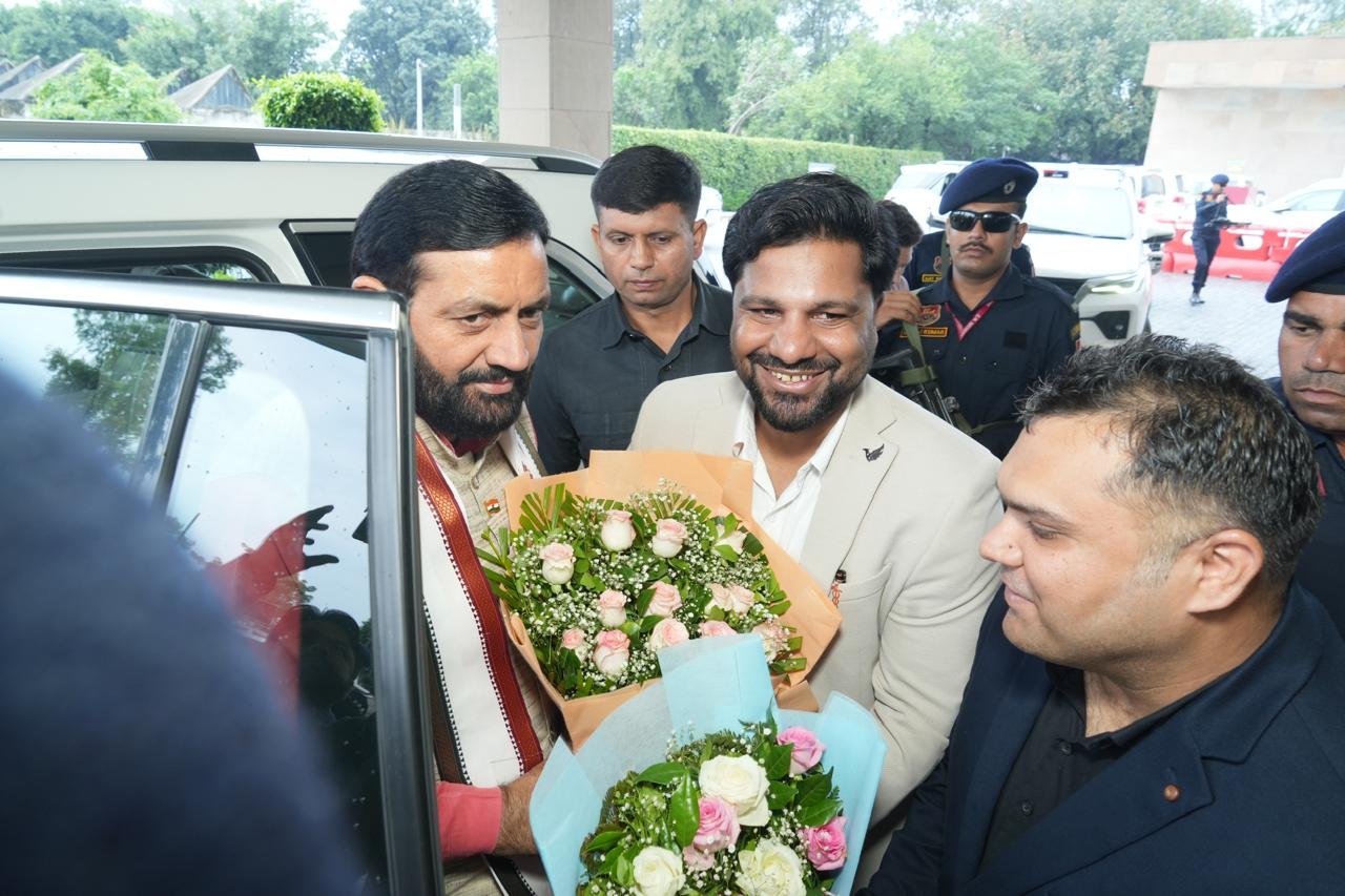 5e267280-5b3b-4670-933a-8133844be3a9